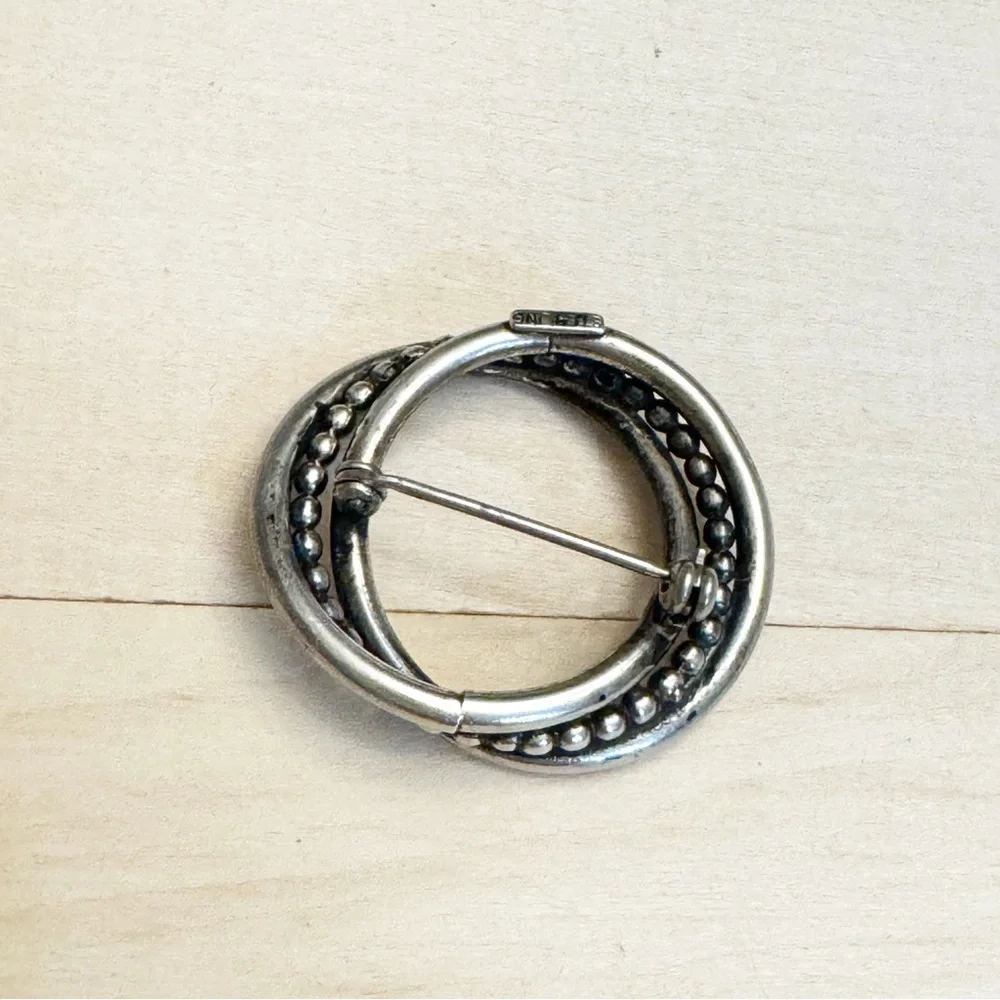 Vintage Infinity Art Deco Sterling Silver Open Circle Brooch